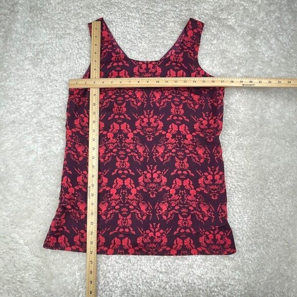 Cabi Red Cameo Print Sleeveless Blouse Top - Picture 8 of 12